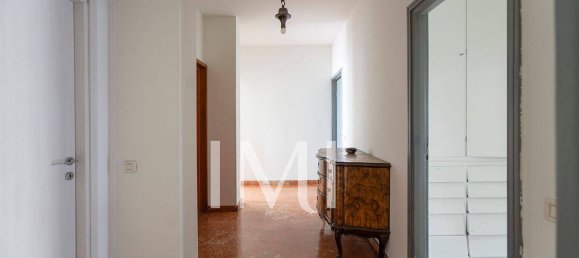 Apartamento de 2 dormitorios en Milan, Italy No. 241364 10