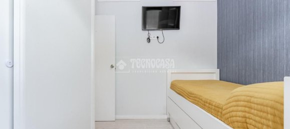 3 bedrooms Apartment in Madrid, Spain No. 143419 18