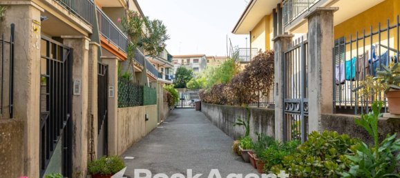 3 bedrooms Apartment in Aci Catena, Italy No. 325463 3