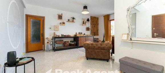 3 bedrooms Apartment in Aci Catena, Italy No. 325463 5