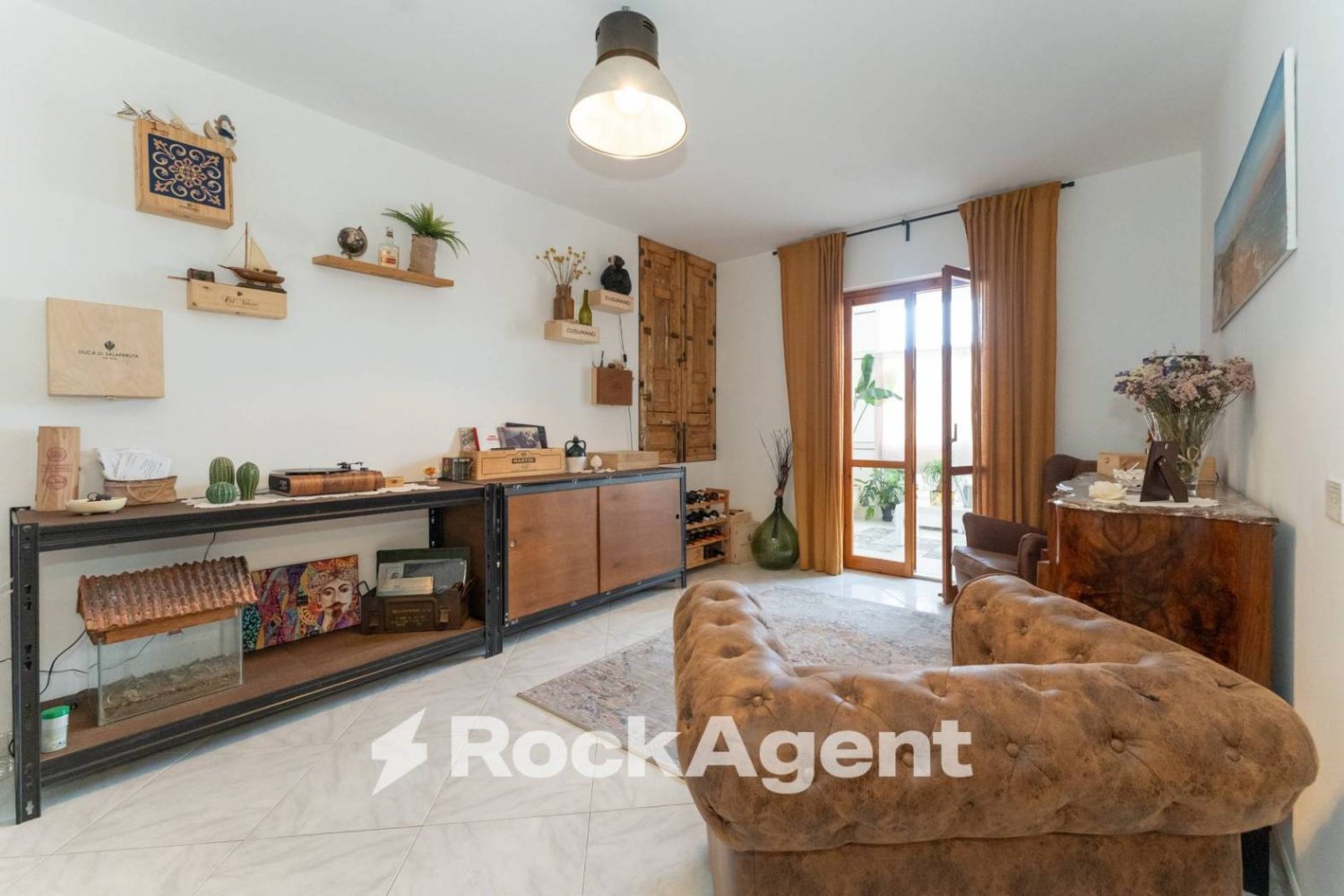 3 bedrooms Apartment in Aci Catena, Italy No. 325463