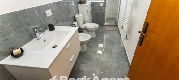 3 bedrooms Apartment in Aci Catena, Italy No. 325463 20