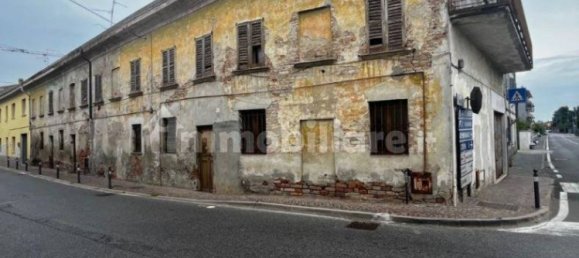 3 bedrooms House in Capergnanica, Italy No. 354218 3