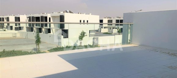 Таунхаус с 3 спальнями в The Roots Akoya Oxygen, ОАЭ № 27588 11