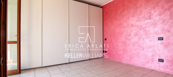 2 Schlafzimmer Wohnung in Como, Italy, Nr. 379428 13