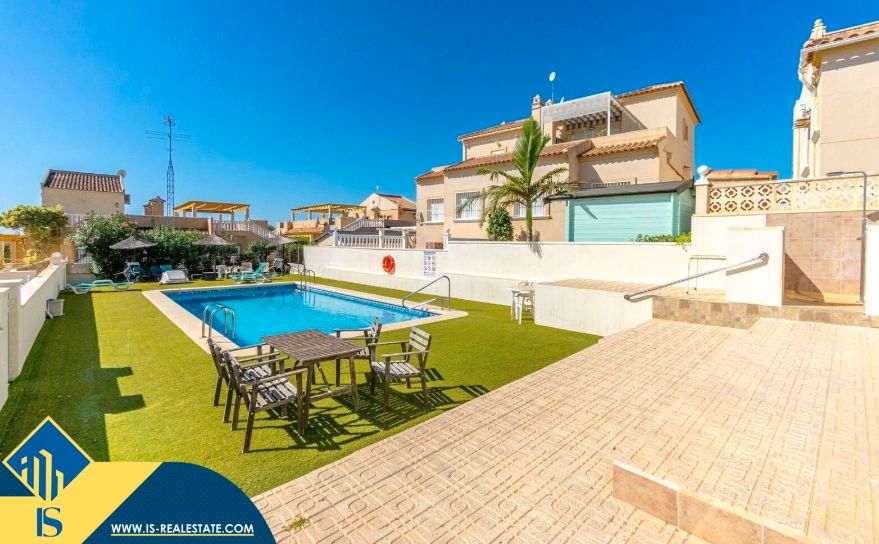 3 bedrooms House in San Miguel de Salinas, Spain No. 165890