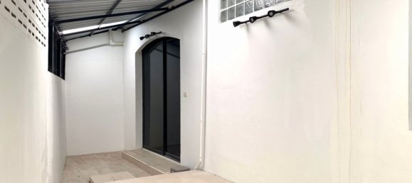 7 Schlafzimmer Haus in Watthana, Thailand, Nr. 4526 18