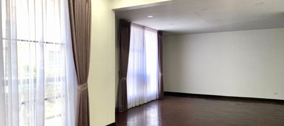 7 Schlafzimmer Haus in Watthana, Thailand, Nr. 4526 13
