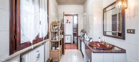 3 غرف نوم فيلا في Felino, Italy رقم 67232 29