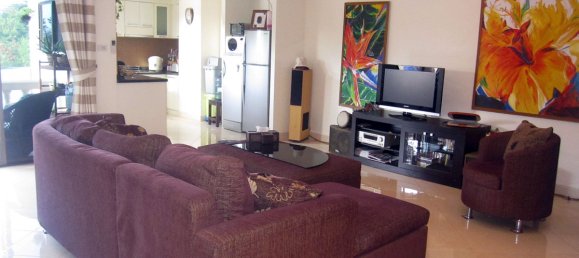 2 bedrooms Condo in Pattaya, Thailand No. 1415 2