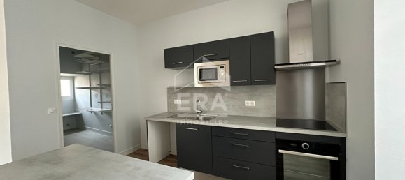 3 chambres Duplex à Châteauroux, France No. 67075 4