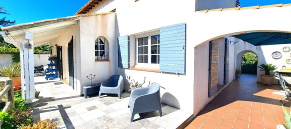 3 bedrooms Villa in Saintes-Maries-de-la-Mer, France No. 202806 3