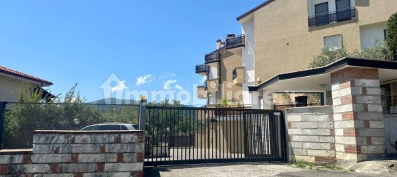 3 bedrooms Apartment in Mendicino, Italy No. 274580 2