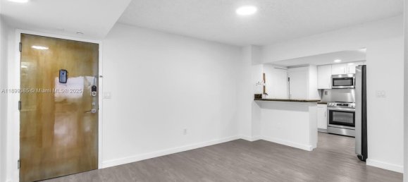 1 dormitorio propiedad comercial en venta en Miami, Miami-Dade, Florida, USA № 614218 8