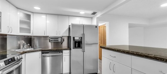 1 dormitorio propiedad comercial en venta en Miami, Miami-Dade, Florida, USA № 614218 12