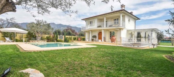 6 bedrooms Villa in Forte dei Marmi, Italy No. 38811 6