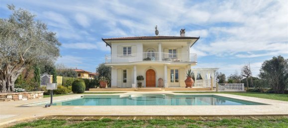 6 bedrooms Villa in Forte dei Marmi, Italy No. 38811 7