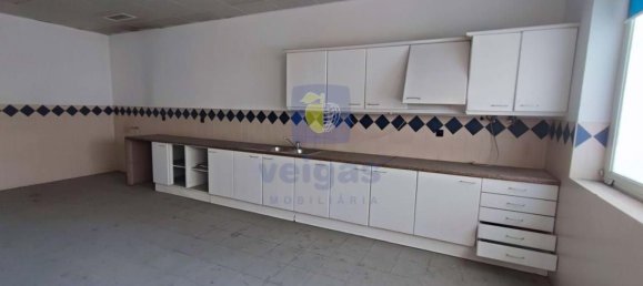4830m² Warehouse in Loures, Portugal No. 86702 11