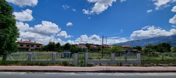  قطعة أرض في Navaluenga, Spain 561متر مربع رقم 88626 24