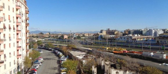 2 rooms Apartment in Rome, Italy No. 35918 3