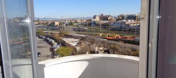 2 rooms Apartment in Rome, Italy No. 35918 2