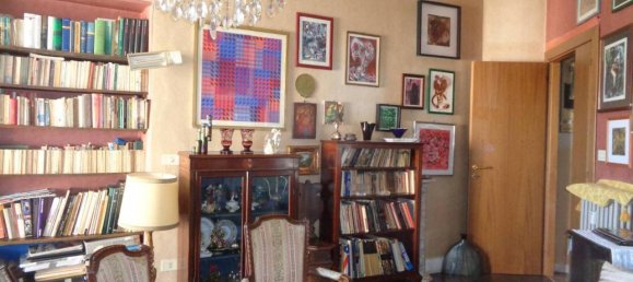 2 rooms Apartment in Rome, Italy No. 35918 8