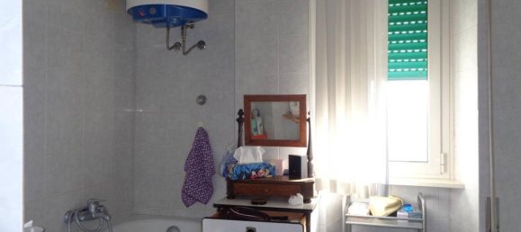 2 rooms Apartment in Rome, Italy No. 35918 29