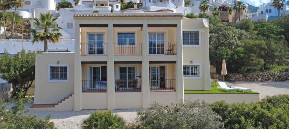 Casa de 3 dormitorios en Jalon, Spain No. 162877 2