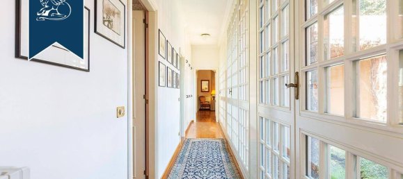 5 Schlafzimmer Villa in Eupilio, Italy, Nr. 223058 23