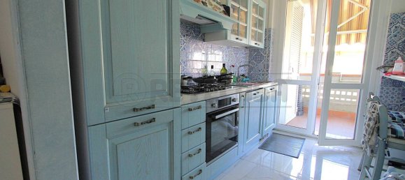 2 bedrooms Penthouse in Carrara, Italy No. 291741 27