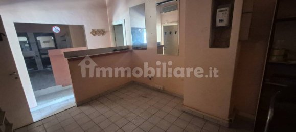 2-Zimmer Gewerbliche Immobilie in Rome, Italy, Nr. 220083 10