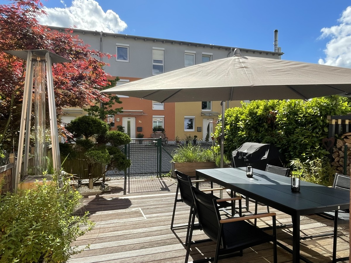 4غرفة شقة في Augsburg, Germany رقم 56110