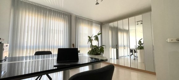 4غرفة شقة في Augsburg, Germany رقم 56110 22