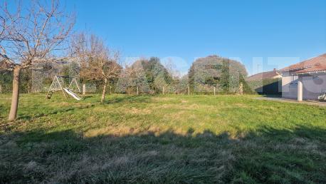 Grundstück in Castelsarrasin, France, Nr. 329295