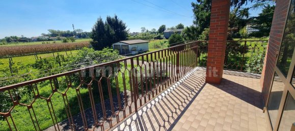 3 bedrooms Villa in Venice, Italy No. 341381 25