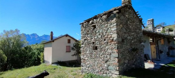 Дом с 3 комнатами в Веррей, Италия № 223333 2