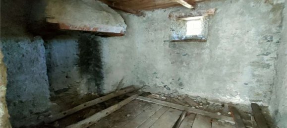 Дом с 3 комнатами в Веррей, Италия № 223333 10