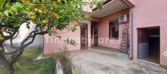 2 chambres Appartement à Misterbianco, Italy No. 360349 6