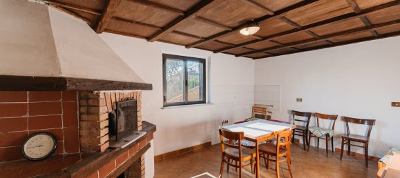 7 rooms Villa in Curtatone, Italy No. 177329 2