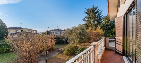 7 rooms Villa in Curtatone, Italy No. 177329 11