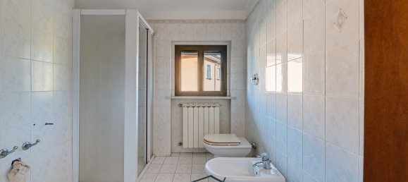 7 rooms Villa in Curtatone, Italy No. 177329 5