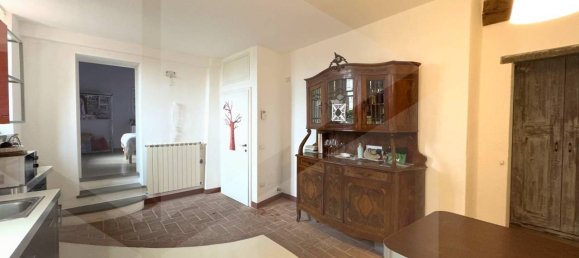 7-salle Appartement à Peccioli, Italy No. 21277 33
