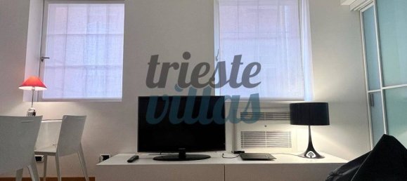1 غرف نوم شقة في Trieste, Italy رقم 97811 6