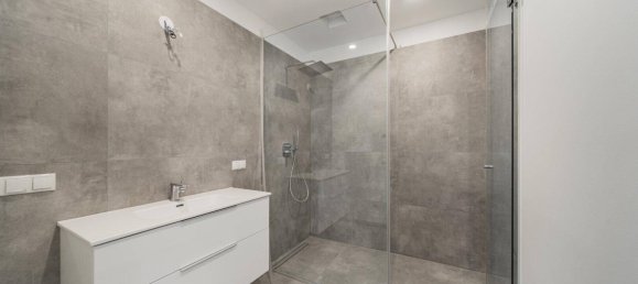 2 rooms Apartment in Vienna, Austria No. 108940 3