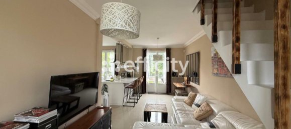 Дом с 3 спальнями в Мант-ла-Жоли, Франция № 347050 2