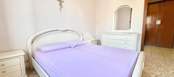 1 chambre Appartement à Naples, Italy No. 273465 13