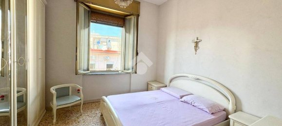 1 chambre Appartement à Naples, Italy No. 273465 2