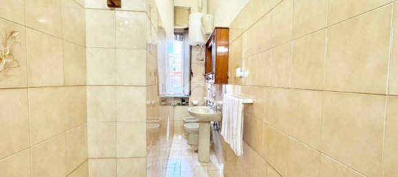 1 chambre Appartement à Naples, Italy No. 273465 11
