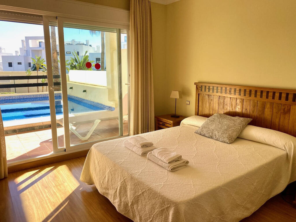 2 bedrooms Apartment in Estepona, Spain No. 185078