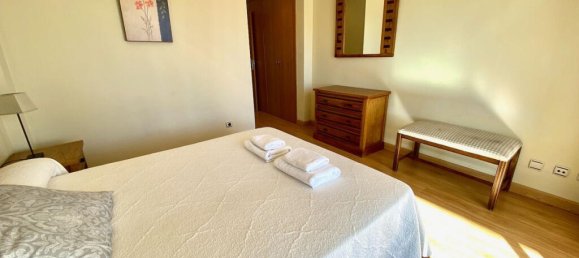 2 bedrooms Apartment in Estepona, Spain No. 185078 2